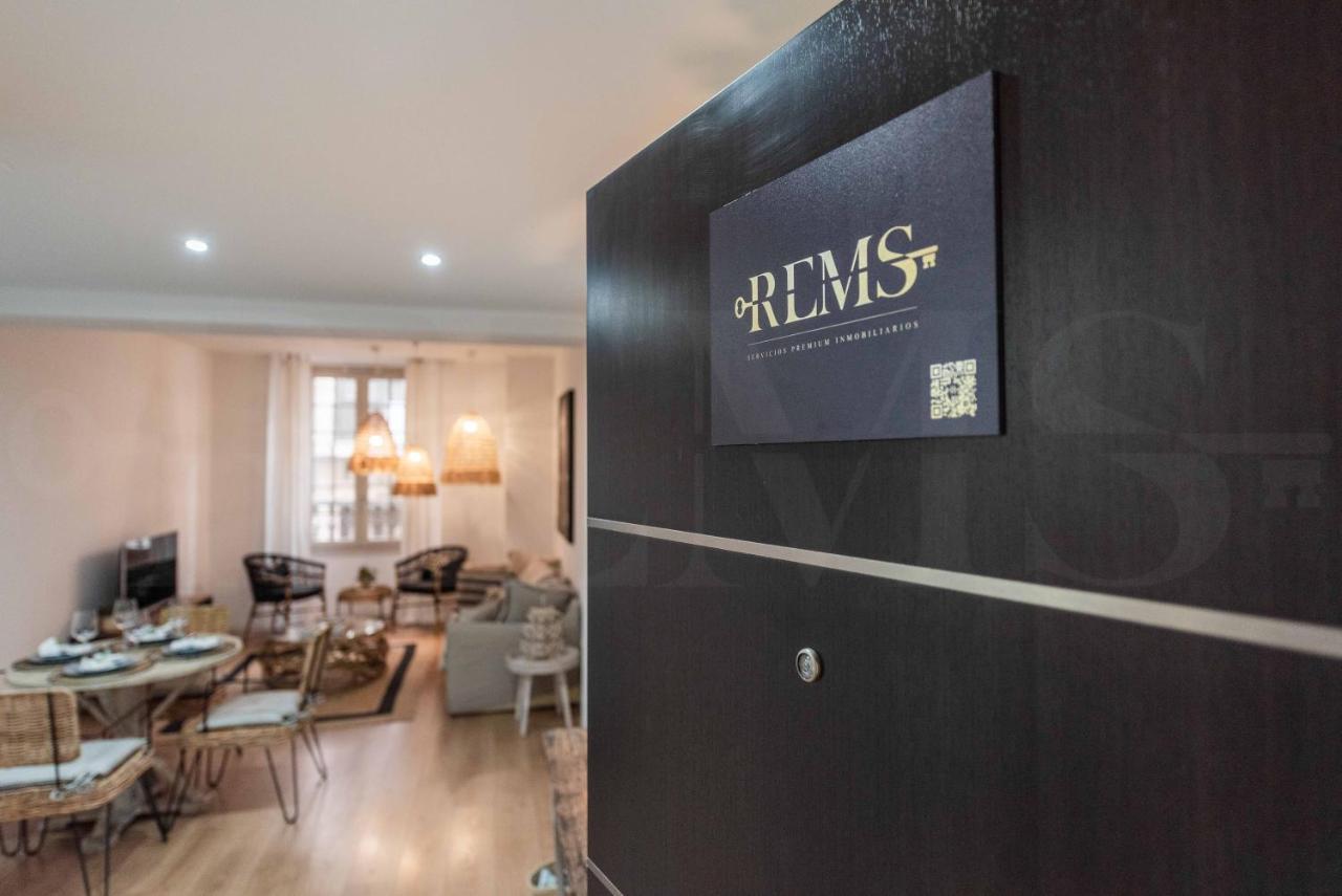 Lovely Boho Apartment With Parking - Historic Center By Rems Málaga Exteriör bild
